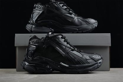 Balenciaga Runner Trainers | 1000 black
