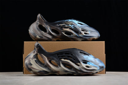 Yeezy foam runners Blue brown powder and black