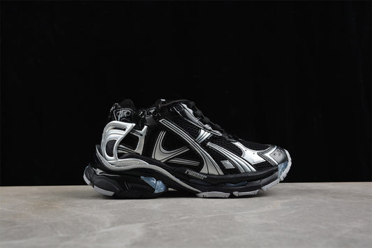 Balenciaga Runner Trainers | Grey black