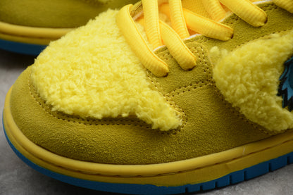 SB Dunks Grateful dead bear yellow