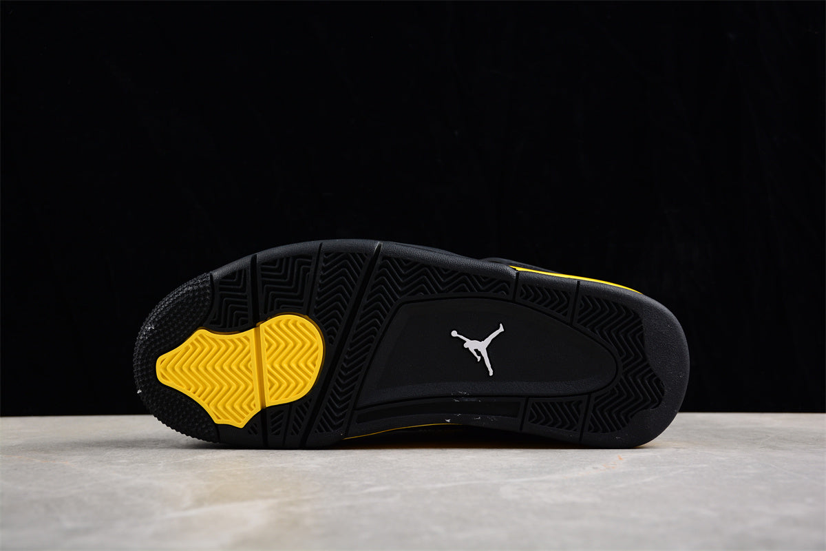 Air Jordan 4 Thunder GS (2023)