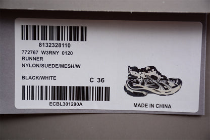 Balenciaga Runner Trainers | Black and white