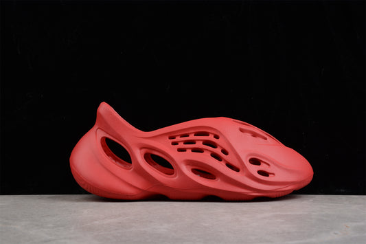 Yeezy foam runners cinnabar red