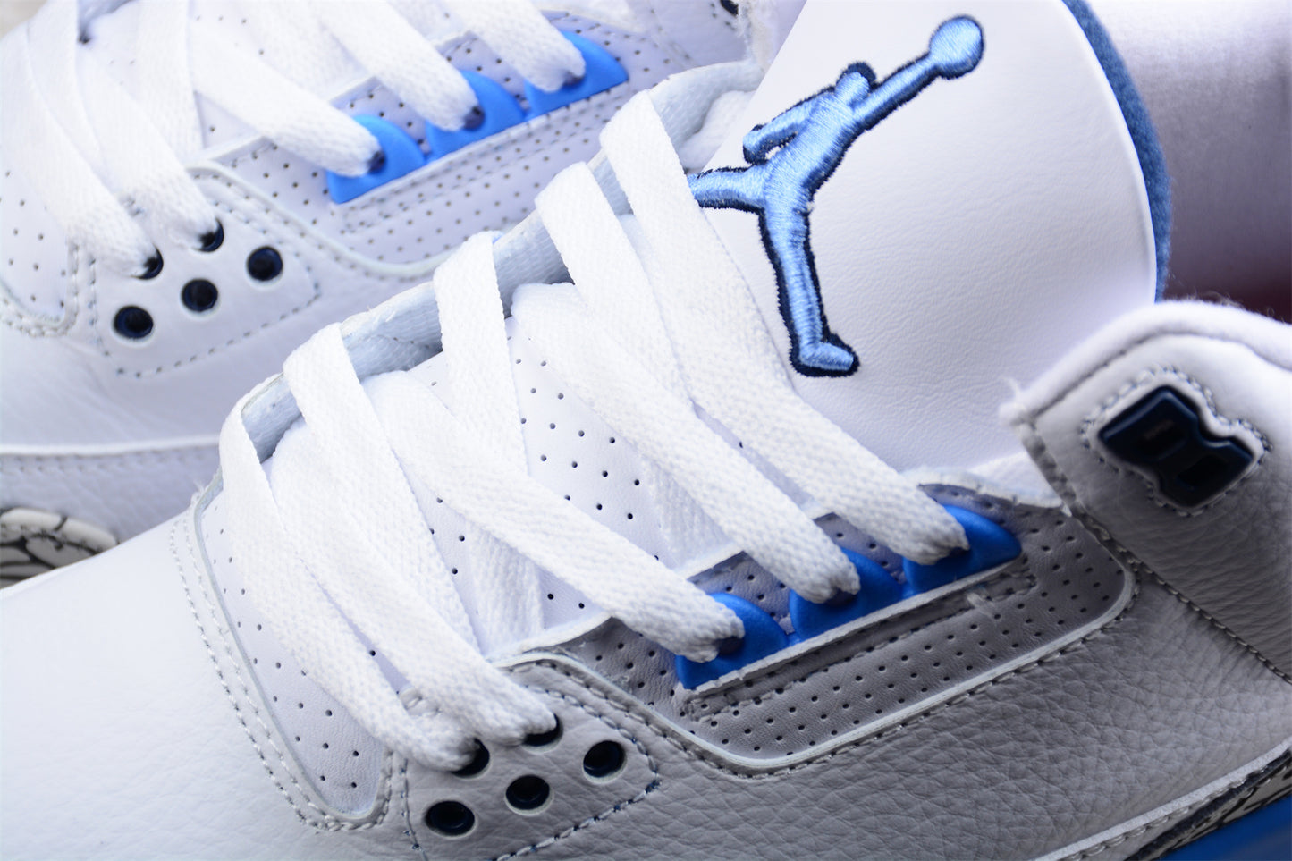 Jordan 3s Little lightning