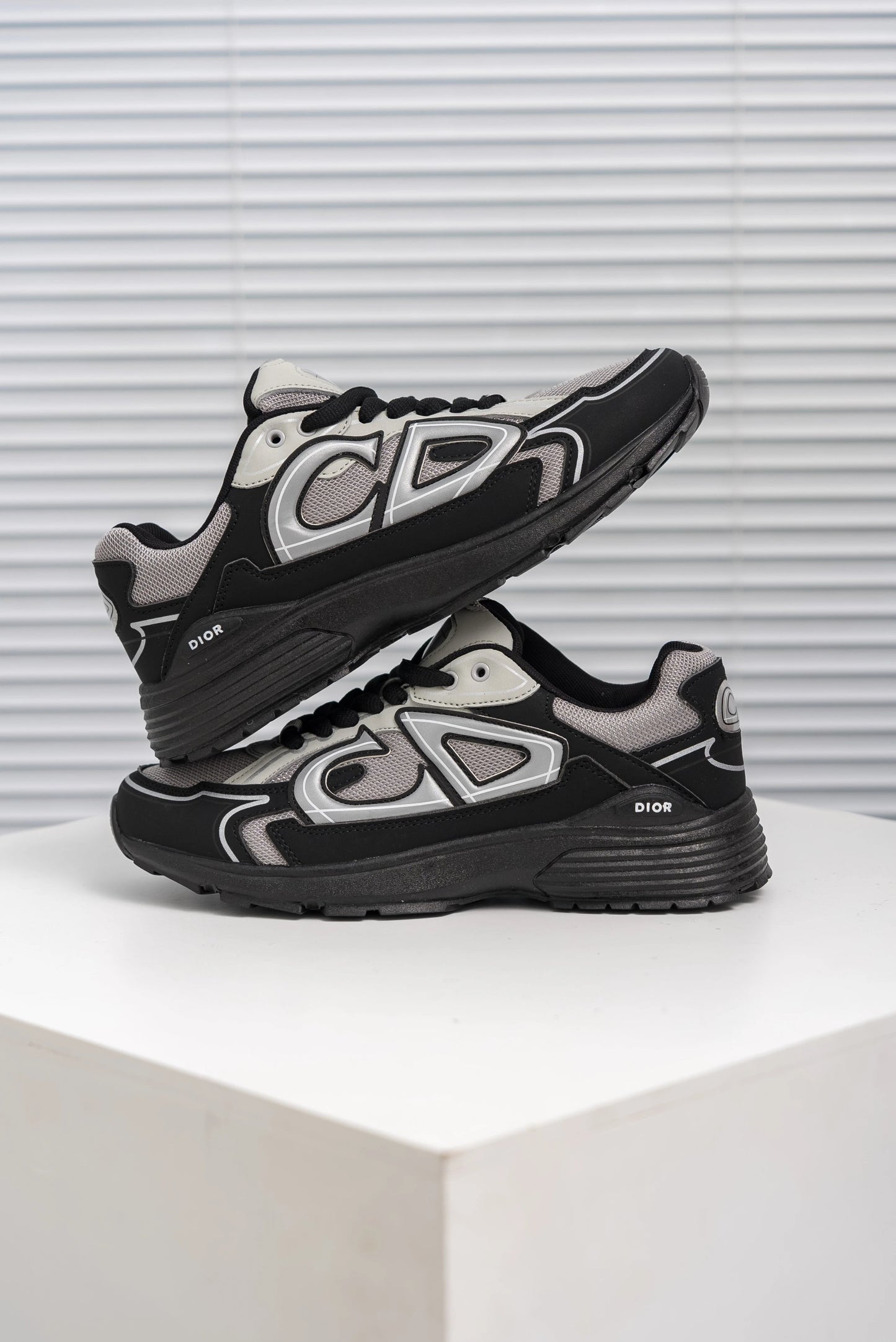 Dior B30 | black and grey