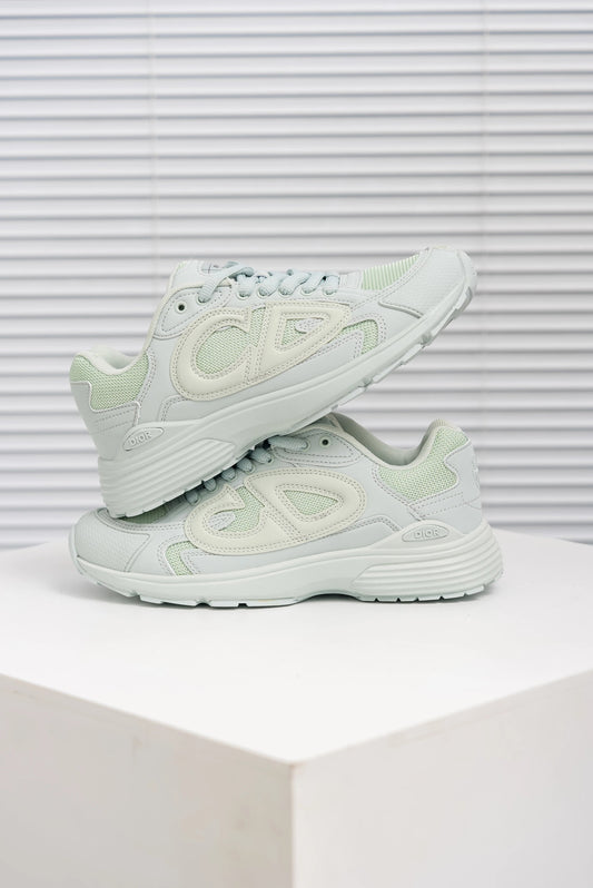 Dior B30 | light greenish grass